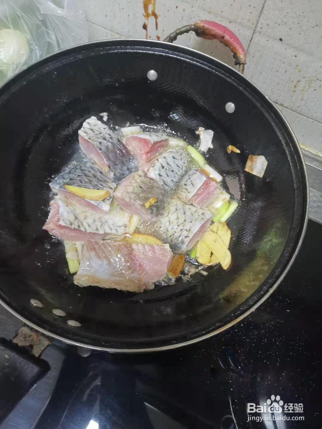 如何做妈妈味道的红烧鲤鱼