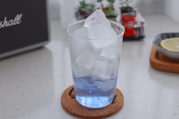 梦幻蜜桃椰子气泡水