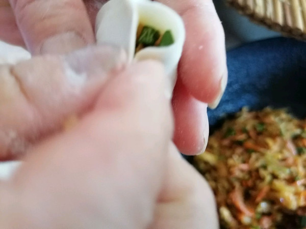 冬瓜胡萝卜海米馅饺子