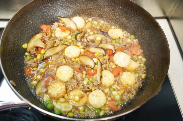 香菇彩蔬鲜肉日本豆腐