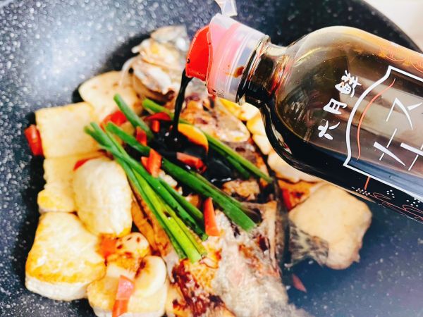 外婆乡桂鱼红炖柴火豆腐