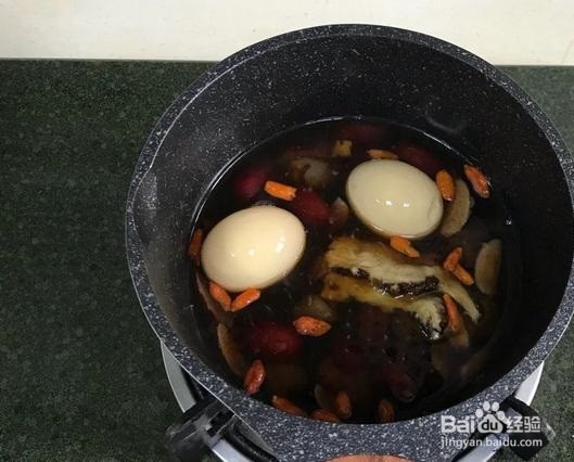 如何制作当归鸡蛋红糖水
