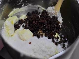 提子椰蓉球怎么做?