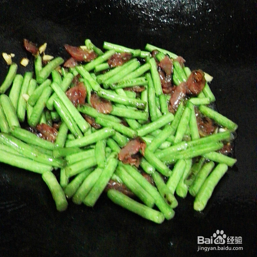 腊肠炒豆角的家常做法