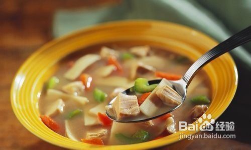 6道丰胸补血汤 塑造丰满上围