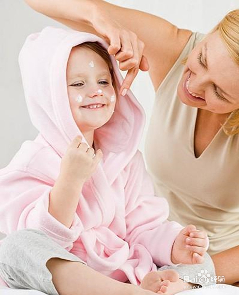 大冬天怎么给宝宝洗澡？