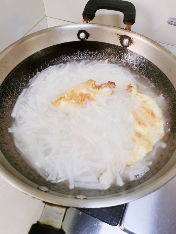 萝卜丝荷包蛋汤