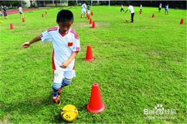 踢足球的注意事项