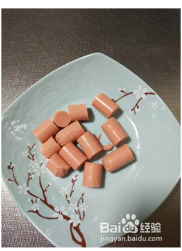小零食“脆皮火腿肠”