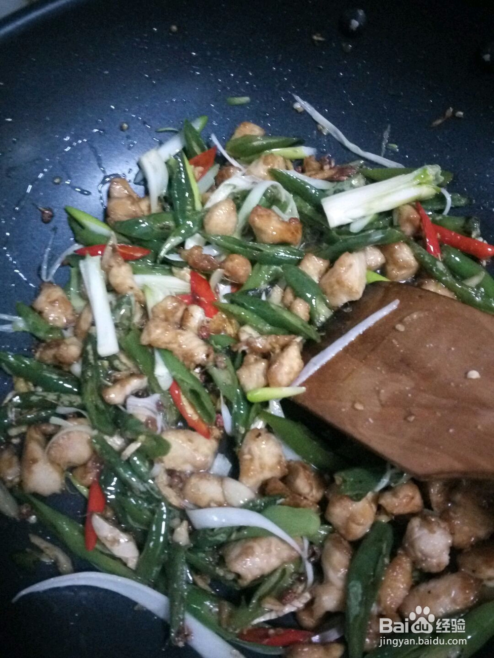 鸡肉怎么做好吃----尖椒鸡块