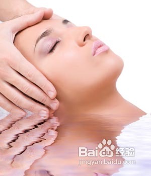 掌握正确去角质步骤消匿暗沉肌肤