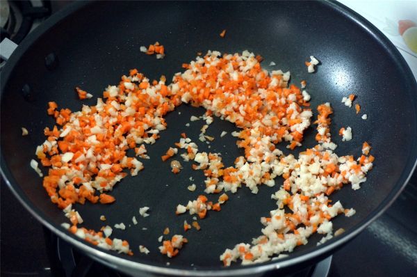 红萝卜马蹄炒肉末