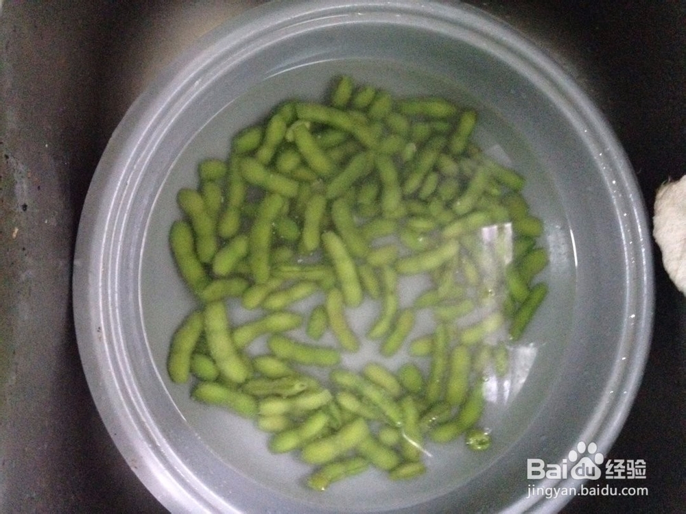 凉拌毛豆的做法