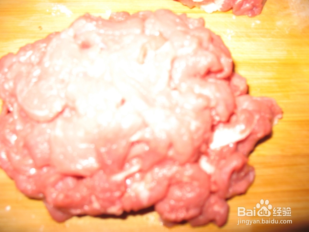 如何制作美味的秋葵牛柳