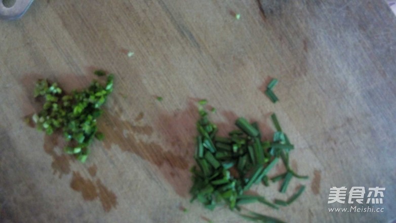 韭菜千层饼的做法