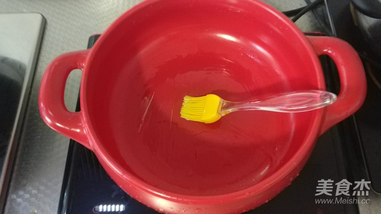 蒜香砂锅干锅虾