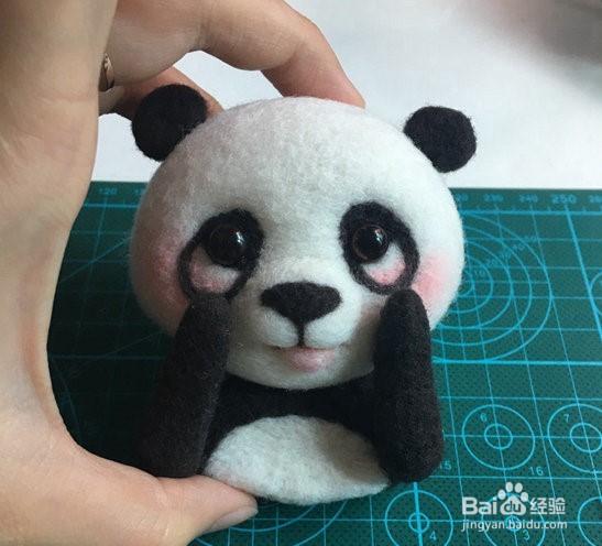 教你如何用羊毛制作熊猫挂件
