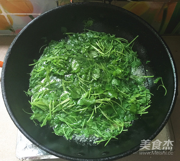 益母草猪肝汤
