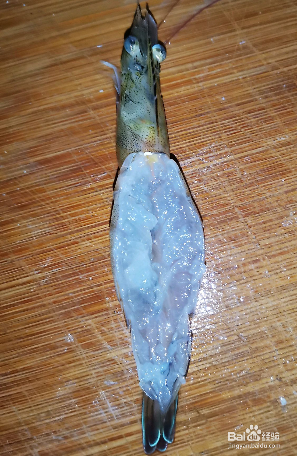 蒜蓉粉丝蒸大虾的做法