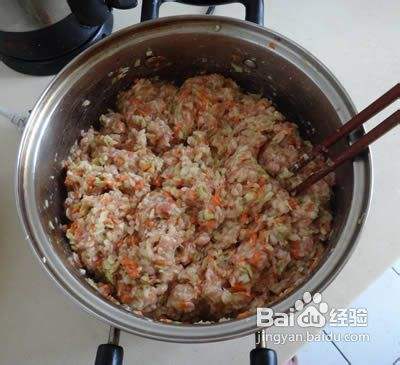 白菜肉馅的做法包饺子很简单