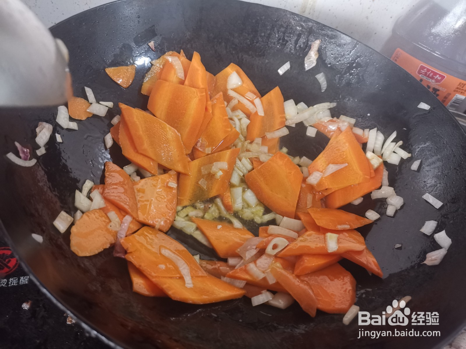 包菜炒胡萝卜片