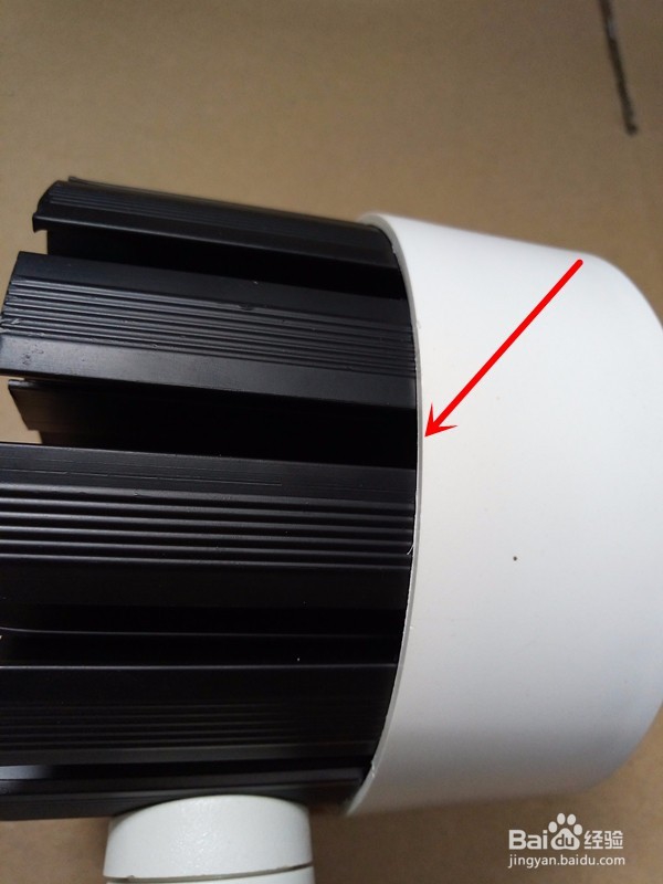LED轨道射灯维修时怎么更换COB灯珠详细步骤