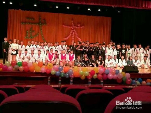 大学生一个月要多久生活费