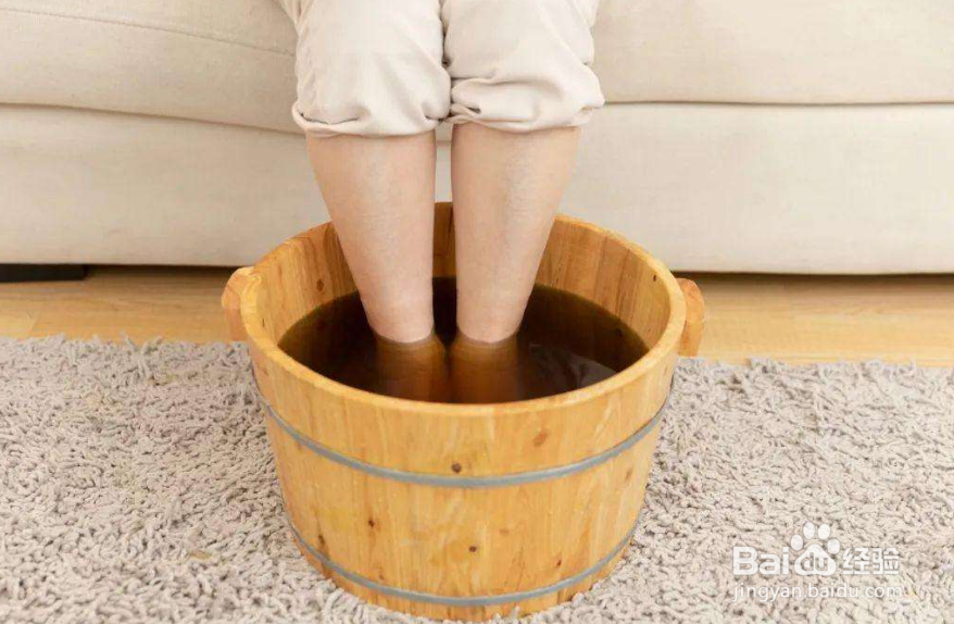 夏天怎么治脚气，治脚气简单实用偏方