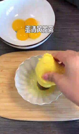 如何做用电饭煲做蛋糕