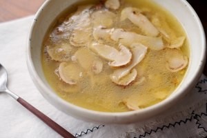 怎么做鸡汤浸松茸