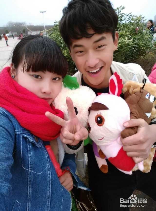 如何赢得女孩子开心