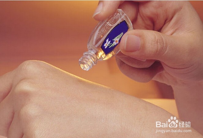 家庭常备药物——风油精