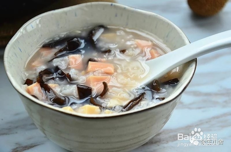 天气冷了，这八种冬日养生粥你给父母做了吗？