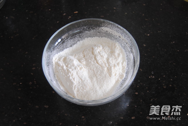 红茶甜甜圈蛋糕