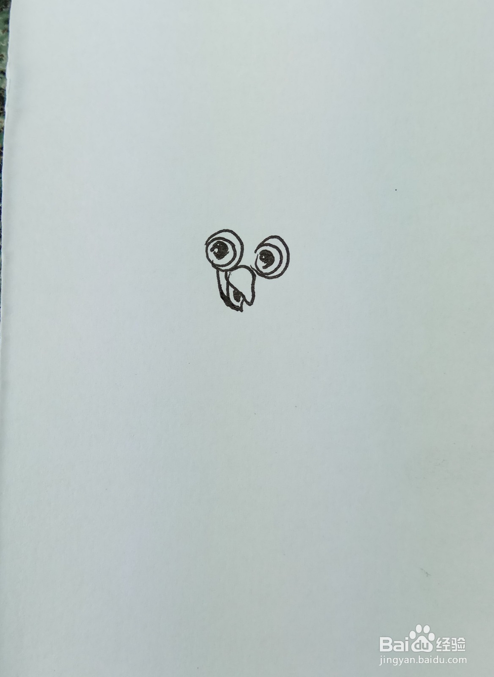 怎样画简笔画“老鼠最怕的猫头鹰”？