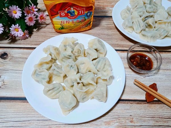 韭苔虾仁三鲜水饺