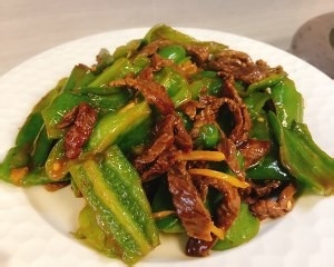 香炒青椒牛肉