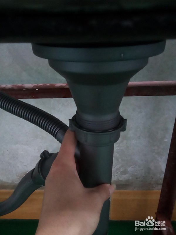 单盆美式下水安装步骤