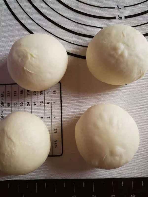 肉松豆沙玫瑰花面包