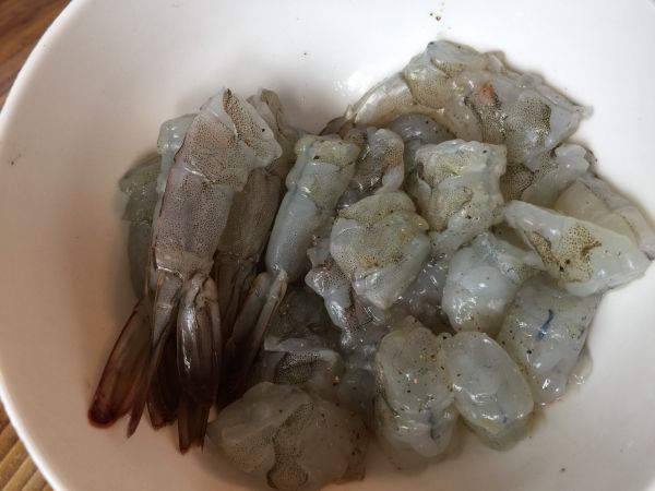 鲜虾韭菜肉锅贴