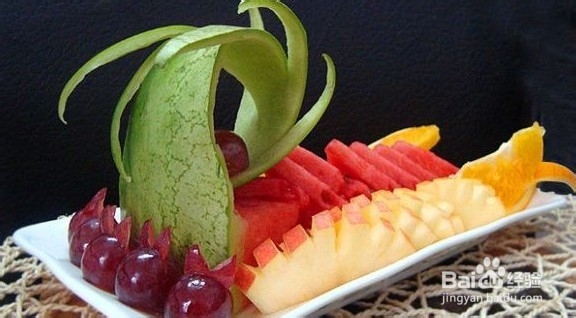 缤纷水果拼盘的做法