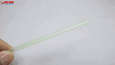 如何利用吹风机做简单的吸尘器?