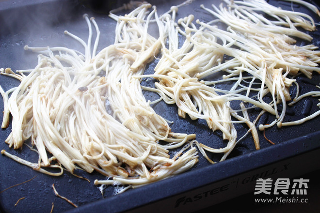 剁椒金针菇的做法