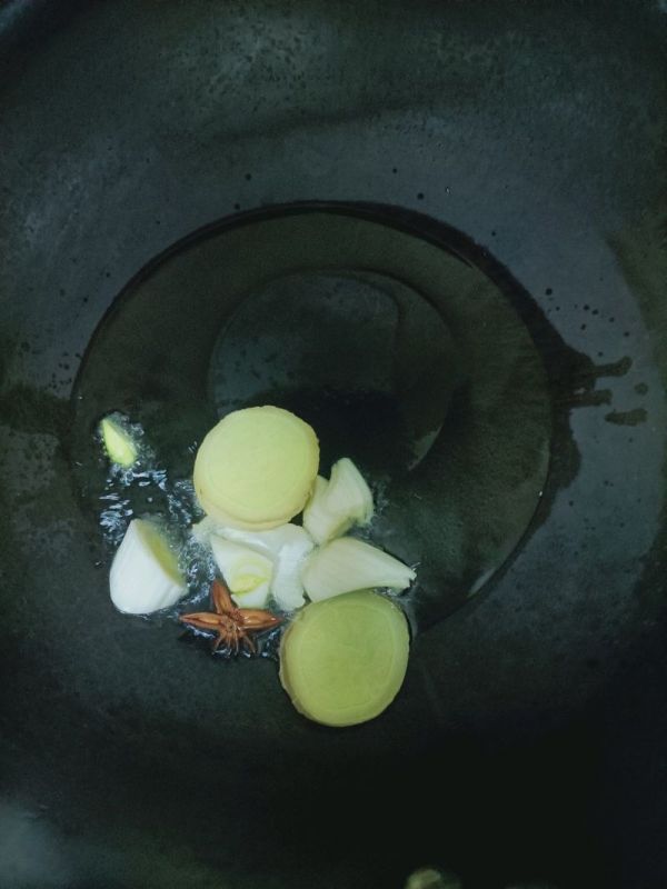 西红柿土豆炖牛腩