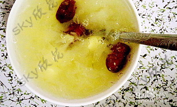 甜品——银耳莲子红枣粥