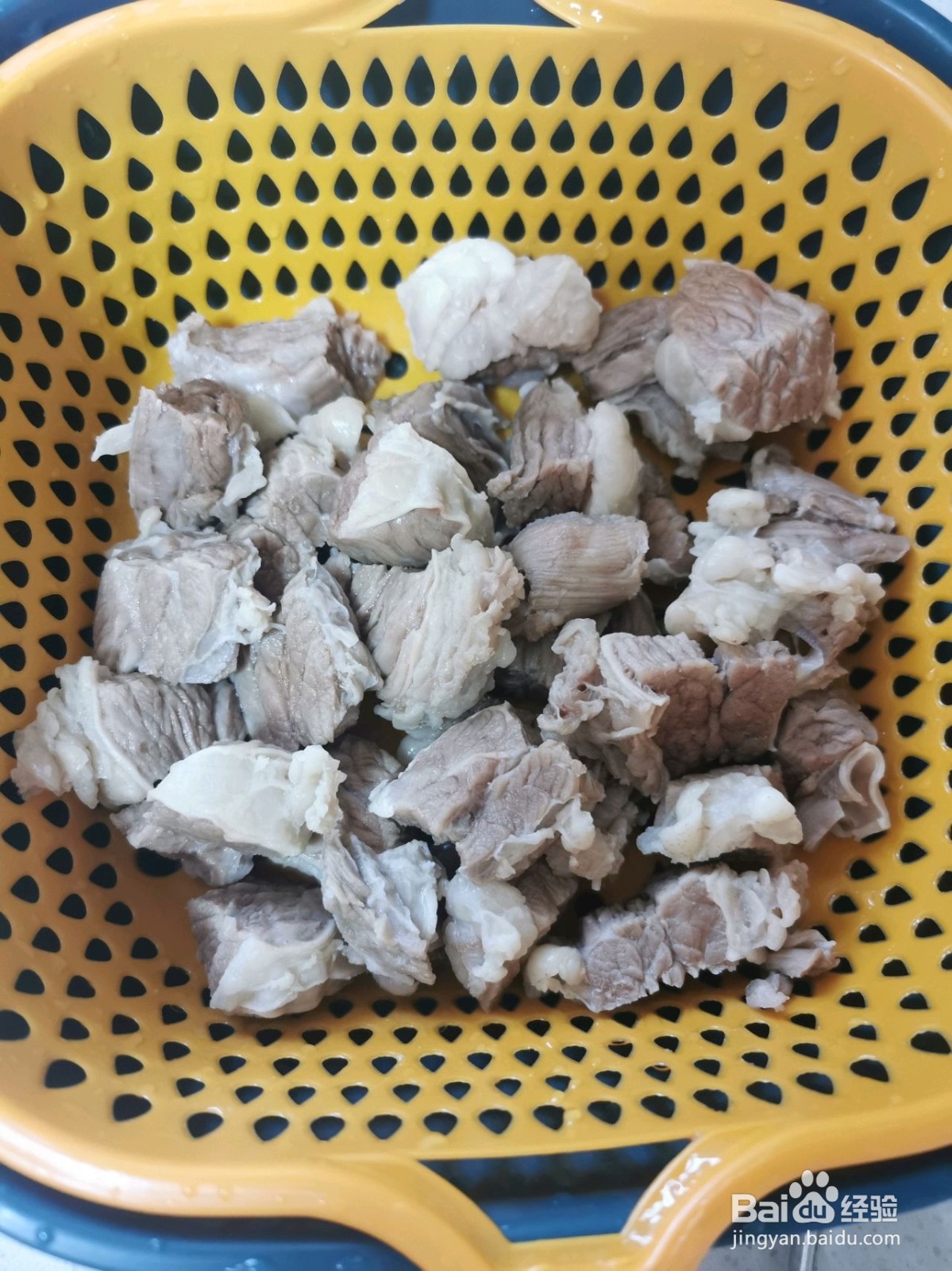 萝卜炖牛腩的做法