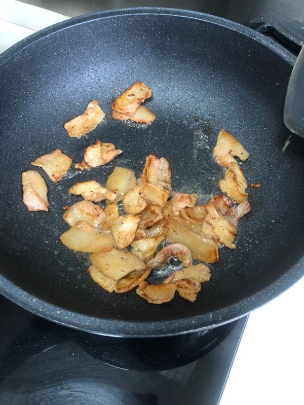 青蒜香干炒五花肉