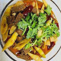 四川笋子烧牛肉的做法