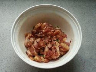 咸蛋黄鲜肉粽怎么做？